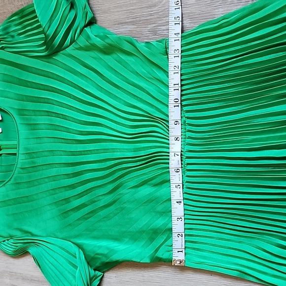 A.L.C. GREEN PLEATED DRESS - Picture 7 of 13